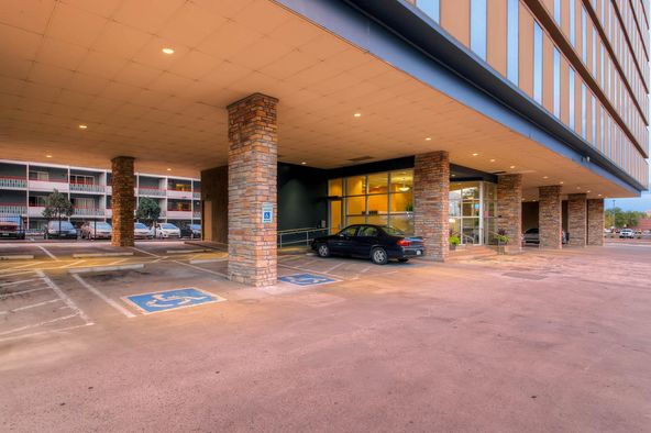 Tower 1660: 1660 S Albion St, Denver, CO 80222